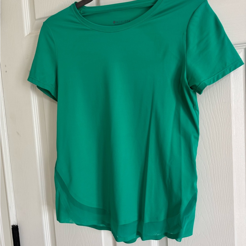 Athleta Green workout Top
